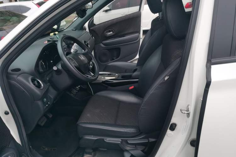 Used Honda XR-V 2017 1.8L EXi CVT Comfort Version Left Front Seat
