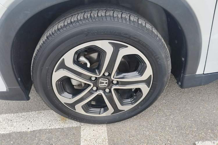 Used Honda XR-V 2017 1.8L EXi CVT Comfort Version Left Front Wheel Hub