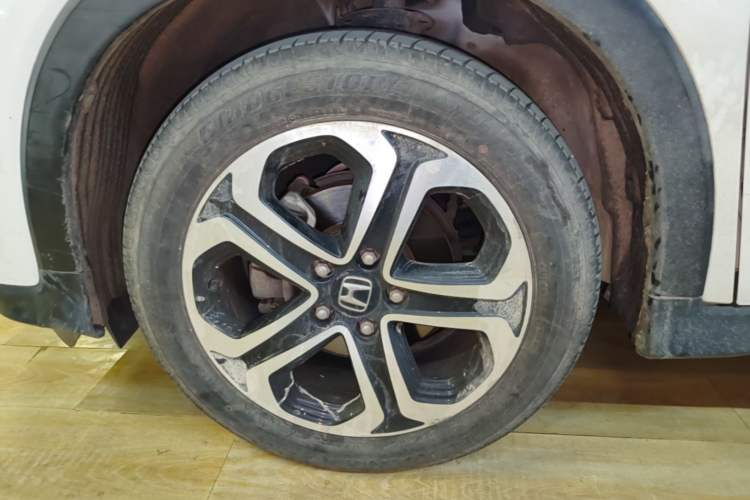 Used Honda XR-V 2017 1.8L EXi CVT Comfort Version Left Front Wheel Hub