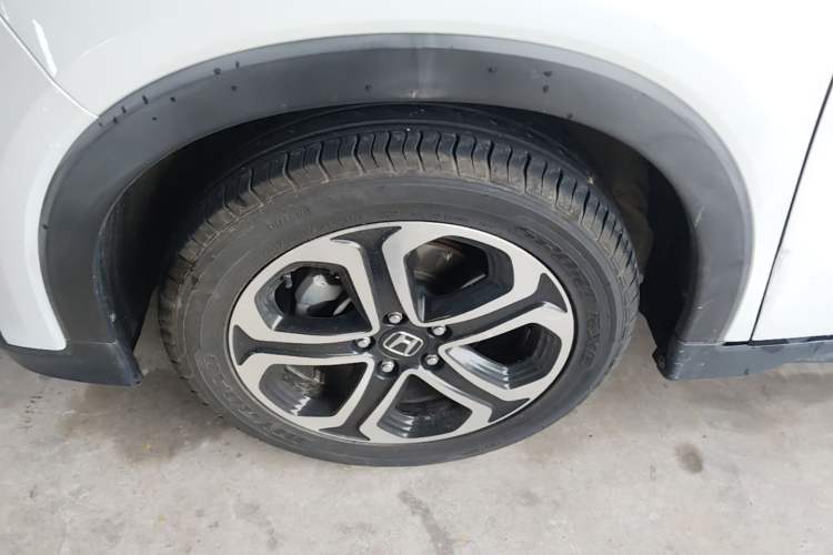 Used Honda XR-V 2017 1.8L VTi CVT Luxury Edition Left Front Wheel Hub