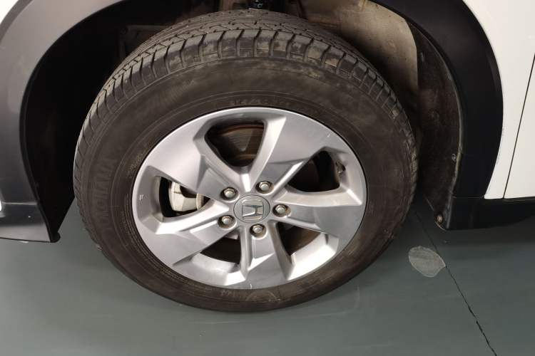 Used Honda XR-V 2017 1.5L LXi CVT Classic Edition Left Front Wheel Hub