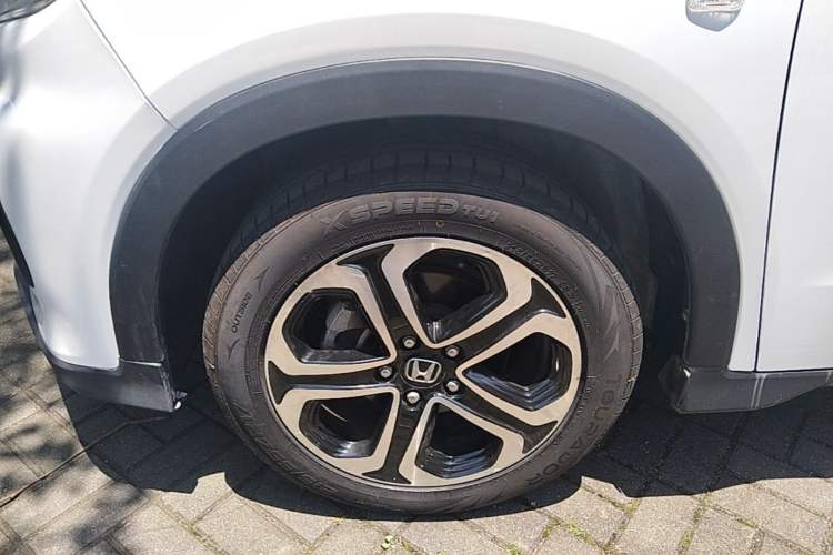 Used Honda XR-V 2017 1.8L EXi Manual Comfort Edition Left Front Wheel Hub