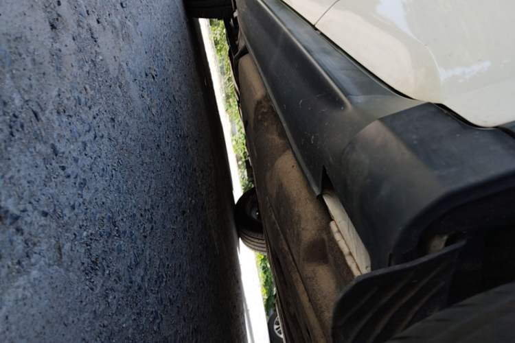 Used Honda XR-V 2017 1.8L EXi CVT Comfort Version Left Side Sill