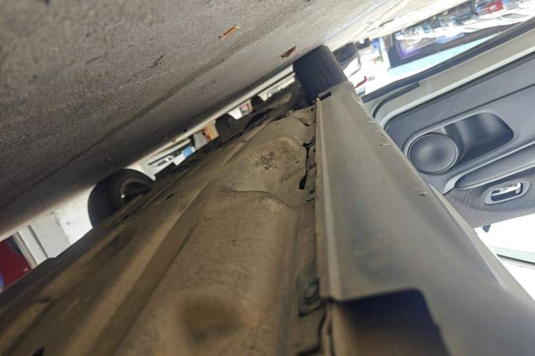 Used Honda XR-V 2017 1.8L EXi CVT Comfort Version Left Side Sill