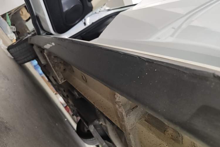 Used Honda XR-V 2017 1.8L EXi CVT Comfort Version Left Side Sill