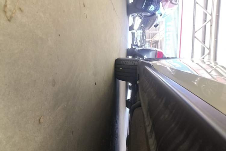 Used Honda XR-V 2017 1.8L EXi CVT Comfort Version Left Side Sill