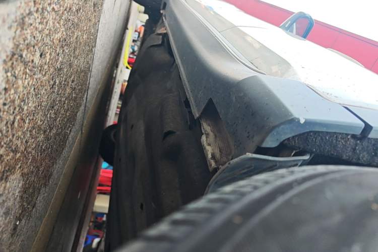 Used Honda XR-V 2017 1.8L VTi CVT Luxury Edition Left Side Sill