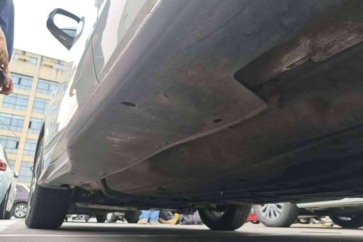 Used Honda XR-V 2017 1.8L EXi CVT Comfort Version Left Side Sill