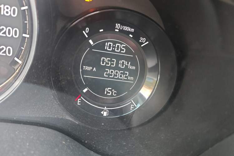 Used Honda XR-V 2017 1.5L LXi CVT Classic Edition Odometer Close Up