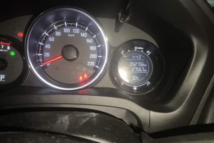 Used Honda XR-V 2017 1.8L EXi CVT Comfort Version Odometer Close Up