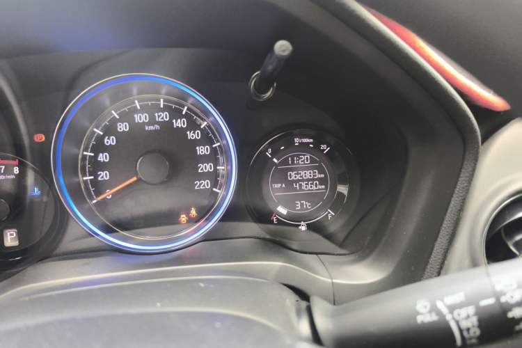Used Honda XR-V 2017 1.5L LXi CVT Classic Edition Odometer Close Up