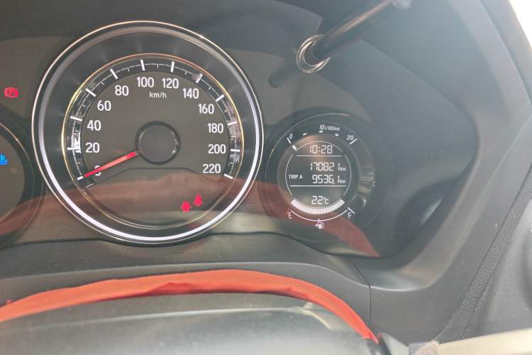 Used Honda XR-V 2017 1.8L EXi CVT Comfort Version Odometer Close Up