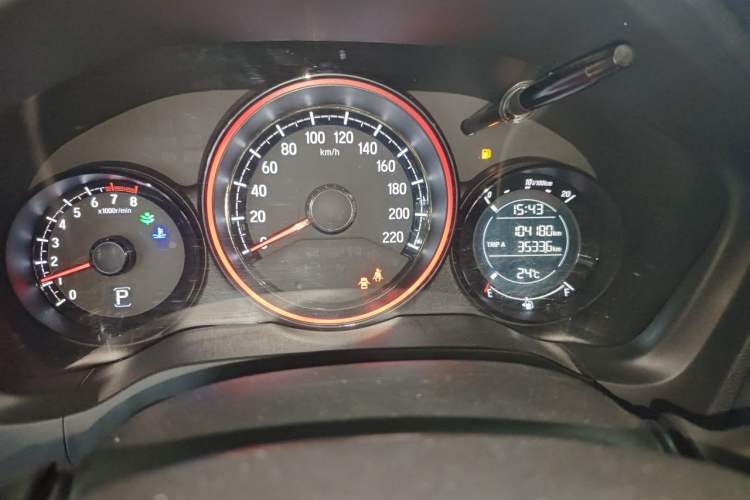Used Honda XR-V 2017 1.8L EXi CVT Comfort Version Odometer Close Up