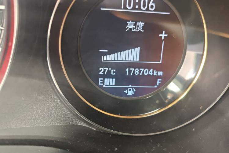 Used Honda XR-V 2017 1.8L VTi CVT Luxury Edition Odometer Close Up