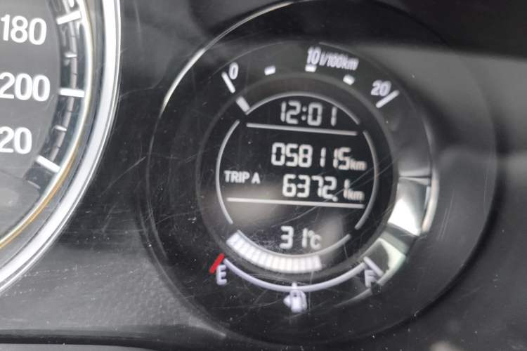 Used Honda XR-V 2017 1.8L EXi CVT Comfort Version Odometer Close Up