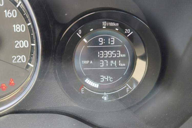Used Honda XR-V 2017 1.8L EXi CVT Comfort Version Odometer Close Up