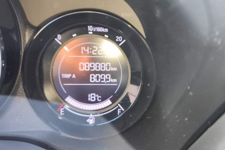 Used Honda XR-V 2017 1.8L EXi CVT Comfort Version Odometer Close Up