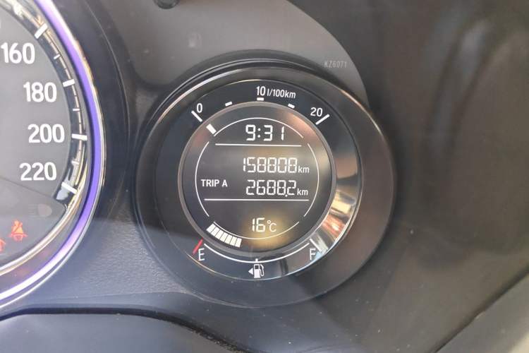 Used Honda XR-V 2017 1.8L EXi CVT Comfort Version Odometer Close Up