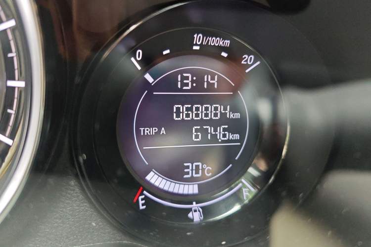 Used Honda XR-V 2017 1.8L EXi CVT Comfort Version Odometer Close Up