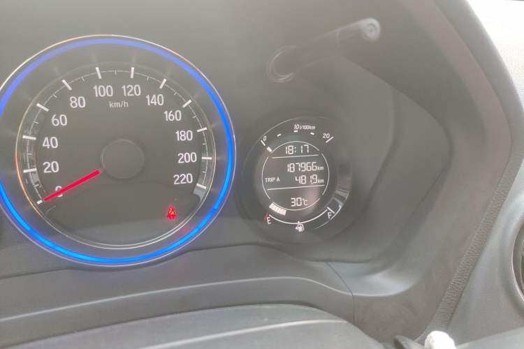 Used Honda XR-V 2017 1.5L LXi CVT Classic Edition Odometer Close Up