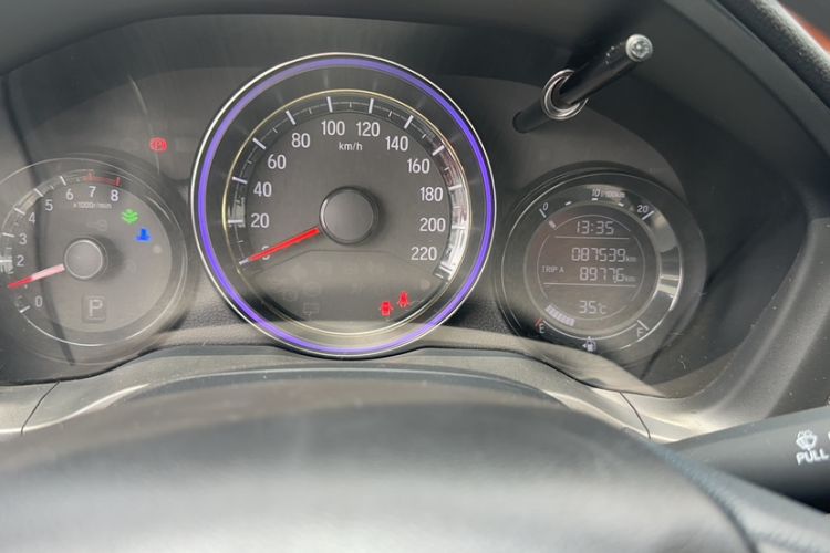 Used Honda XR-V 2017 1.8L EXi CVT Comfort Version Odometer Close Up