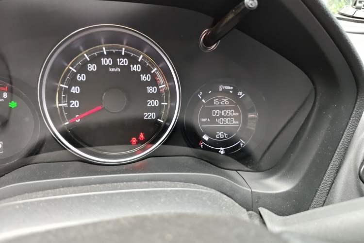 Used Honda XR-V 2017 1.8L EXi CVT Comfort Version Odometer Close Up