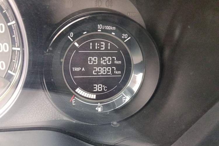 Used Honda XR-V 2017 1.5L LXi CVT Classic Edition Odometer Close Up