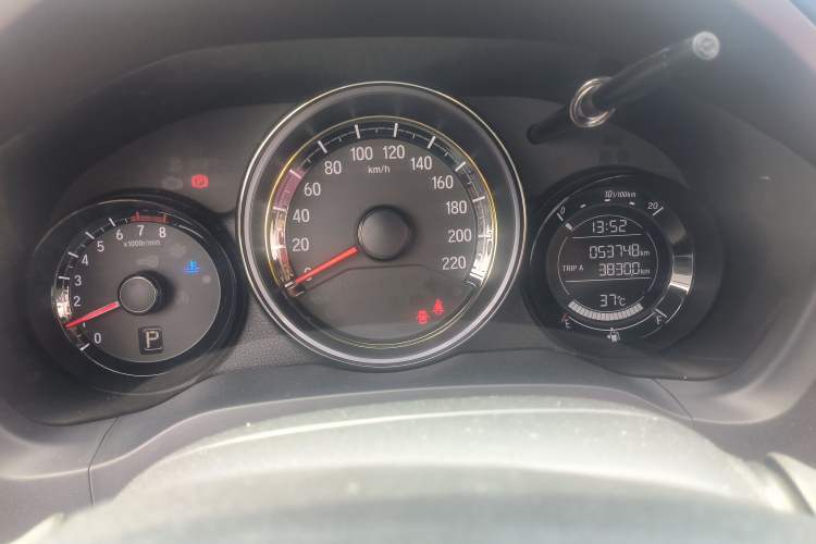 Used Honda XR-V 2017 1.8L EXi CVT Comfort Version Odometer Close Up