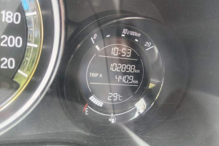 Used Honda XR-V 2017 1.8L EXi CVT Comfort Version Odometer Close Up