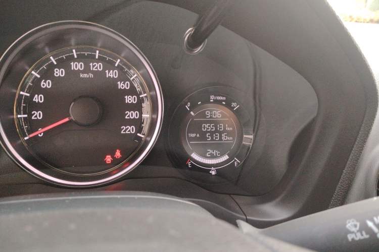 Used Honda XR-V 2017 1.8L EXi CVT Comfort Version Odometer Close Up