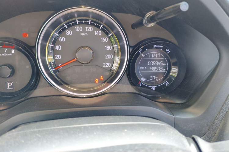 Used Honda XR-V 2017 1.8L EXi CVT Comfort Version Odometer Close Up