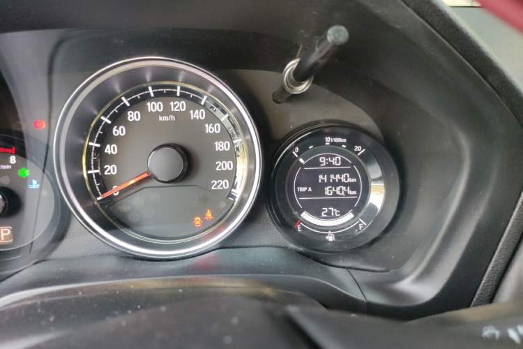 Used Honda XR-V 2017 1.5L LXi CVT Classic Edition Odometer Close Up