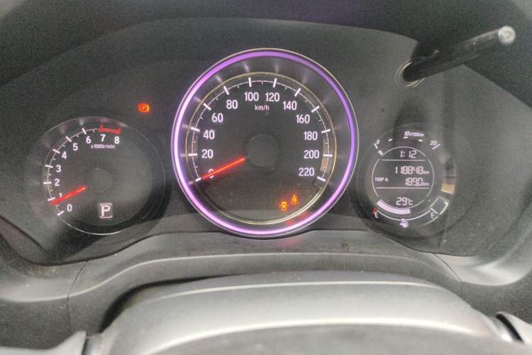 Used Honda XR-V 2017 1.5L LXi CVT Classic Edition Odometer Close Up