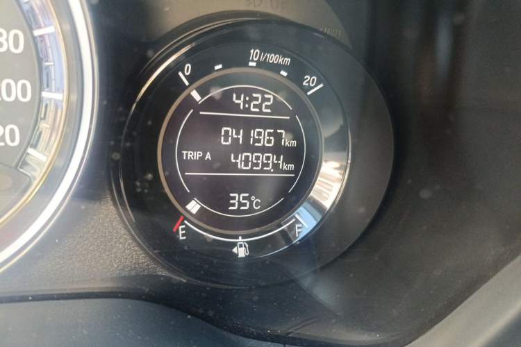 Used Honda XR-V 2017 1.8L EXi CVT Comfort Version Odometer Close Up