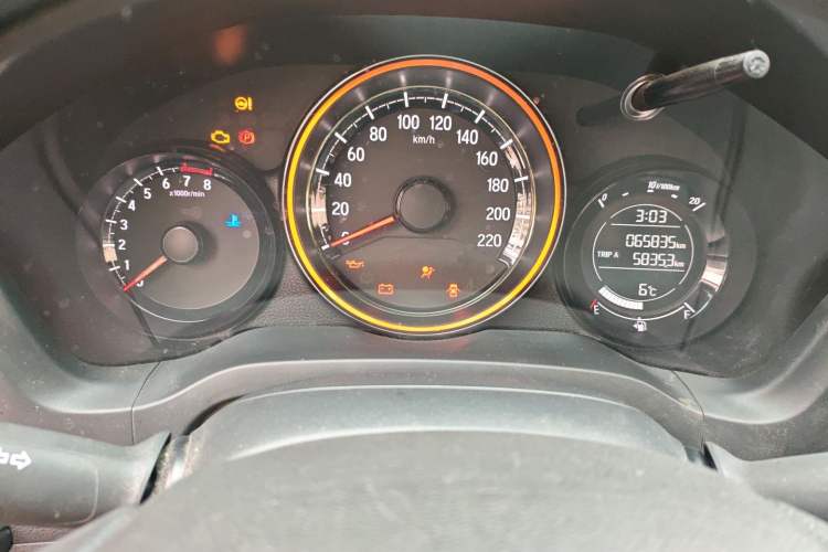 Used Honda XR-V 2017 1.5L LXi Manual Classic Edition Odometer Close Up
