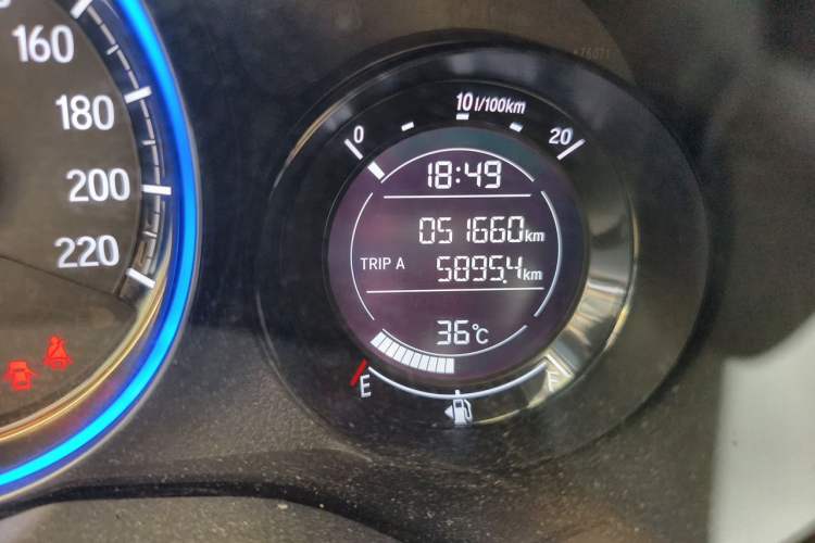 Used Honda XR-V 2017 1.8L EXi CVT Comfort Version Odometer Close Up