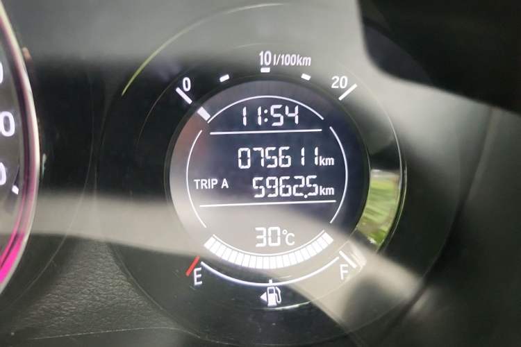 Used Honda XR-V 2017 1.8L EXi CVT Comfort Version Odometer Close Up