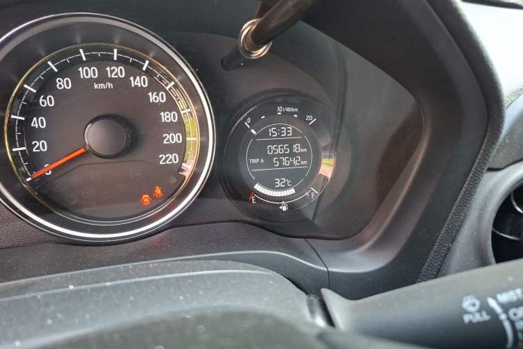 Used Honda XR-V 2017 1.8L EXi CVT Comfort Version Odometer Close Up