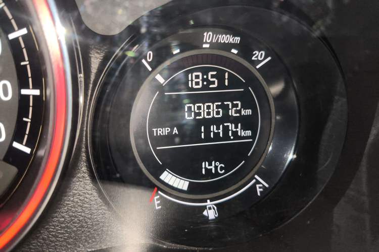 Used Honda XR-V 2017 1.8L EXi CVT Comfort Version Odometer Close Up