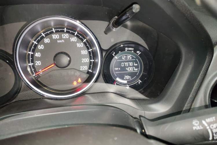 Used Honda XR-V 2017 1.8L EXi CVT Comfort Version Odometer Close Up