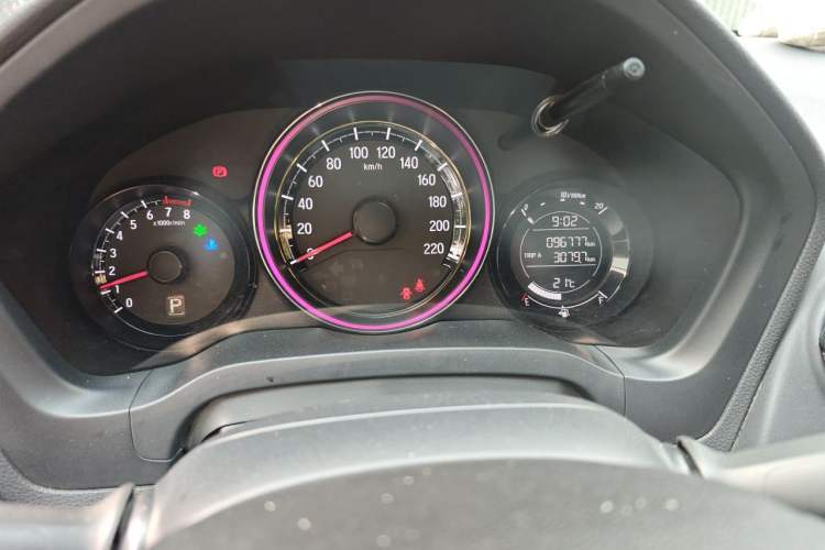 Used Honda XR-V 2017 1.5L LXi CVT Classic Edition Odometer Close Up