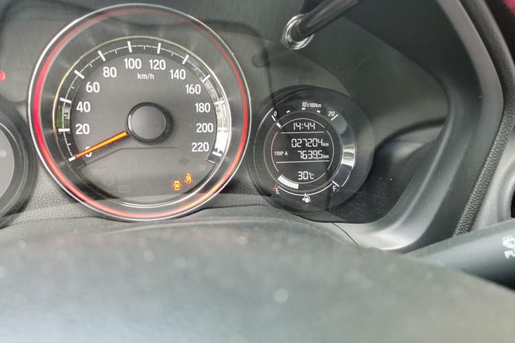 Used Honda XR-V 2017 1.8L EXi CVT Comfort Version Odometer Close Up