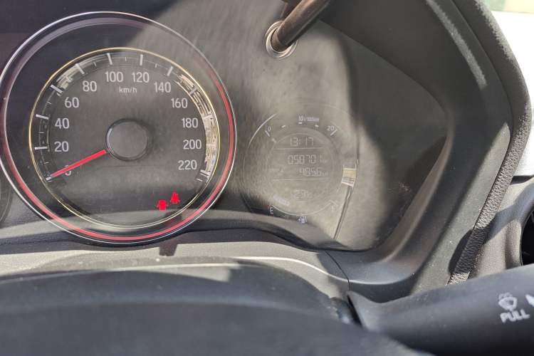 Used Honda XR-V 2017 1.8L EXi CVT Comfort Version Odometer Close Up