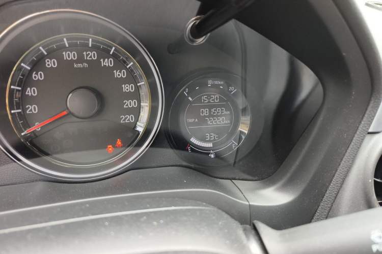 Used Honda XR-V 2017 1.8L EXi CVT Comfort Version Odometer Close Up