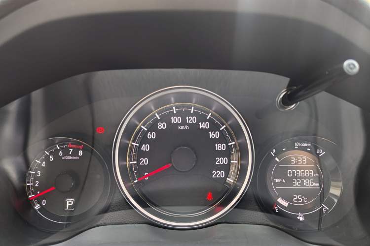 Used Honda XR-V 2017 1.5L LXi CVT Classic Edition Odometer Close Up