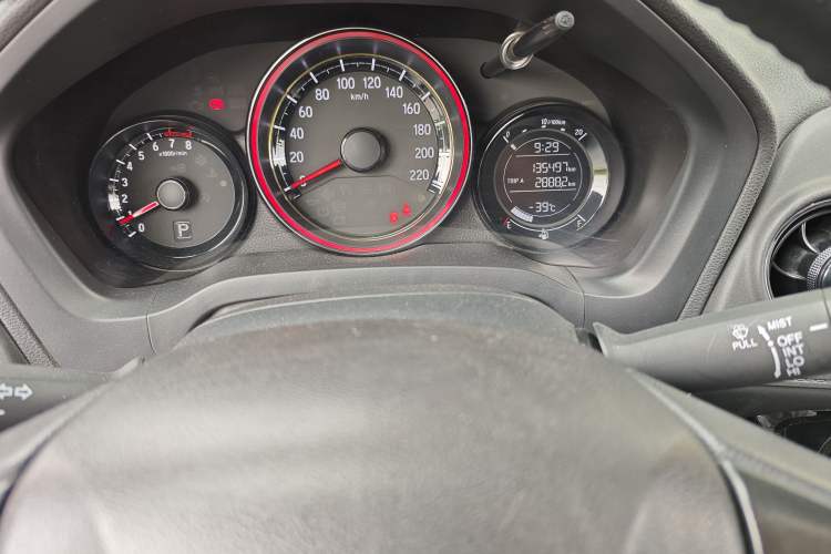 Used Honda XR-V 2017 1.8L EXi CVT Comfort Version Odometer Close Up