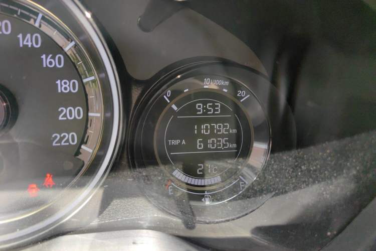 Used Honda XR-V 2017 1.8L EXi CVT Comfort Version Odometer Close Up
