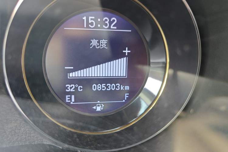 Used Honda XR-V 2017 1.8L VTi CVT Luxury Edition Odometer Close Up