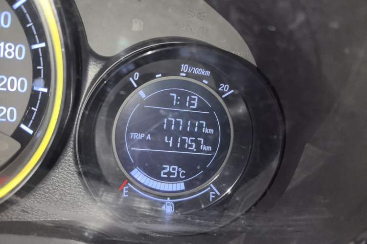 Used Honda XR-V 2017 1.8L EXi CVT Comfort Version Odometer Close Up