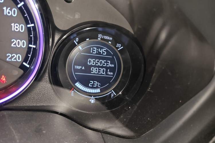Used Honda XR-V 2017 1.8L EXi CVT Comfort Version Odometer Close Up